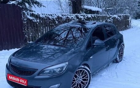 Opel Astra J, 2011 год, 550 000 рублей, 9 фотография