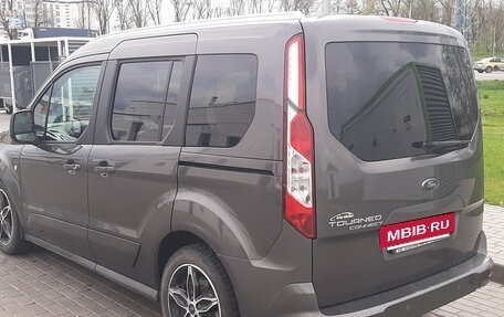 Ford Tourneo Connect II рестайлинг, 2018 год, 1 530 000 рублей, 6 фотография
