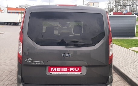 Ford Tourneo Connect II рестайлинг, 2018 год, 1 530 000 рублей, 4 фотография