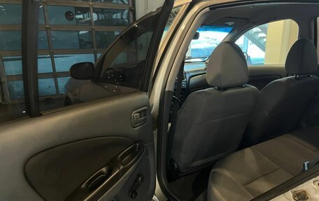 Nissan Almera, 2005 год, 247 000 рублей, 19 фотография