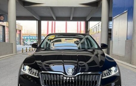 Skoda Superb III рестайлинг, 2025 год, 2 690 000 рублей, 4 фотография