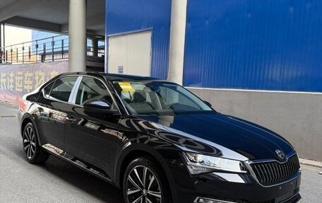 Skoda Superb III рестайлинг, 2025 год, 2 690 000 рублей, 5 фотография