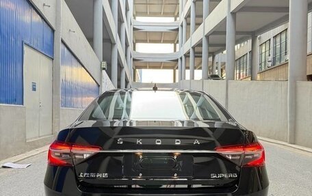 Skoda Superb III рестайлинг, 2025 год, 2 690 000 рублей, 3 фотография