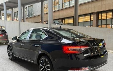 Skoda Superb III рестайлинг, 2025 год, 2 690 000 рублей, 7 фотография