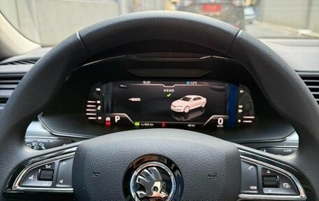 Skoda Superb III рестайлинг, 2025 год, 2 690 000 рублей, 9 фотография