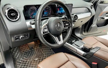 Mercedes-Benz GLB, 2021 год, 1 979 000 рублей, 7 фотография