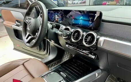 Mercedes-Benz GLB, 2021 год, 1 979 000 рублей, 10 фотография