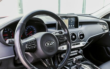 KIA Stinger I, 2019 год, 2 315 000 рублей, 9 фотография