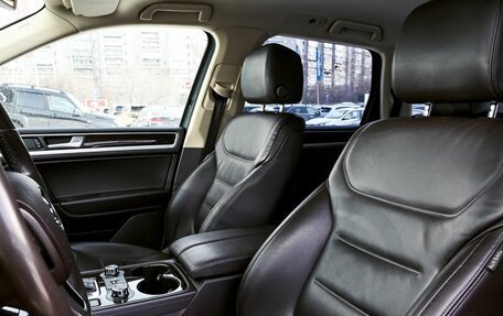 Volkswagen Touareg III, 2011 год, 1 900 111 рублей, 17 фотография