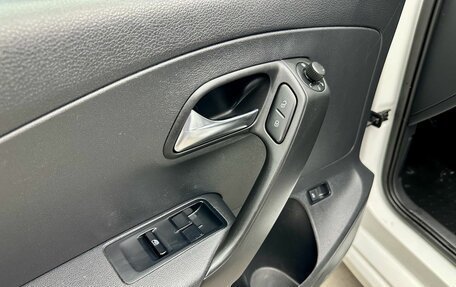 Volkswagen Polo VI (EU Market), 2017 год, 949 900 рублей, 14 фотография