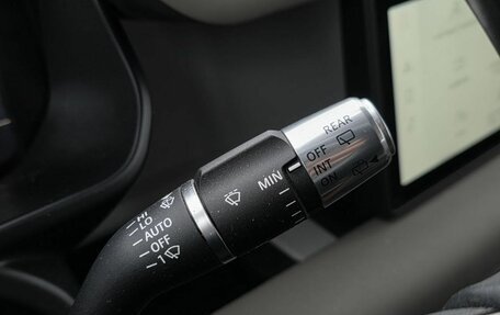 Land Rover Defender II, 2021 год, 4 900 000 рублей, 20 фотография