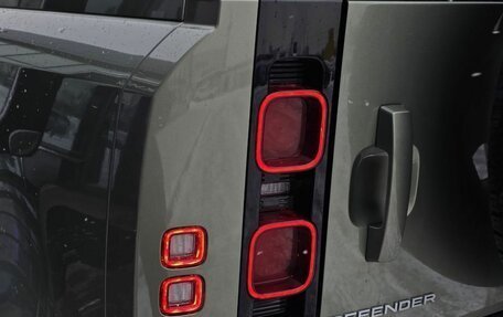 Land Rover Defender II, 2021 год, 4 900 000 рублей, 30 фотография