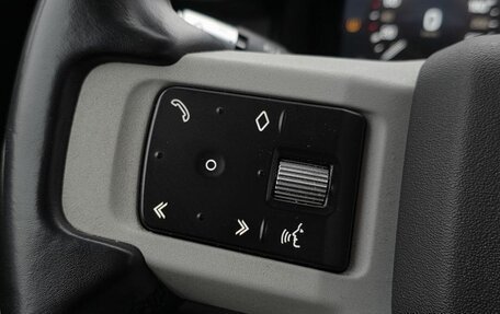 Land Rover Defender II, 2021 год, 4 900 000 рублей, 17 фотография