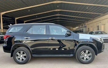 Toyota Fortuner II, 2025 год, 9 490 000 рублей, 2 фотография