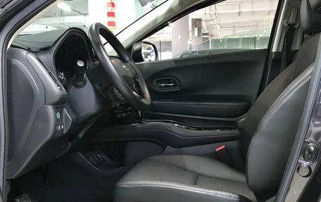 Honda Vezel, 2022 год, 1 590 000 рублей, 7 фотография