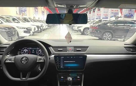 Skoda Superb III рестайлинг, 2023 год, 2 005 000 рублей, 7 фотография