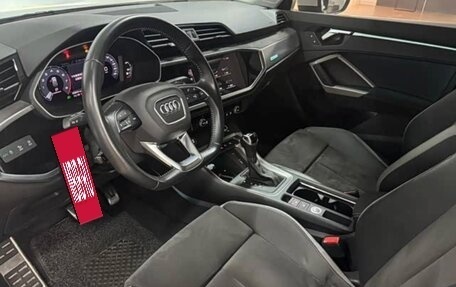 Audi Q3, 2022 год, 2 170 000 рублей, 7 фотография