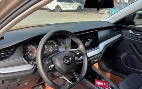 Skoda Octavia IV, 2022 год, 2 100 000 рублей, 12 фотография