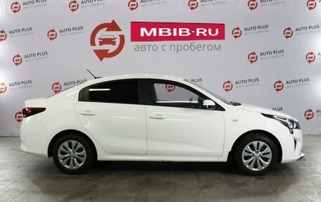 KIA Rio IV, 2021 год, 1 679 000 рублей, 3 фотография