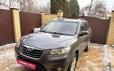 Hyundai Santa Fe III рестайлинг, 2011 год, 970 000 рублей, 2 фотография