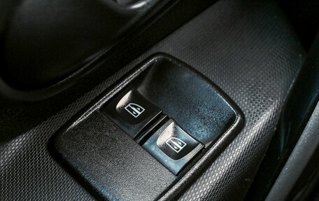 Renault Logan II, 2021 год, 850 111 рублей, 13 фотография