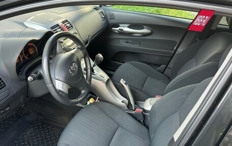 Toyota Auris II, 2009 год, 650 000 рублей, 15 фотография