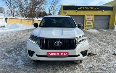 Toyota Land Cruiser Prado 150 рестайлинг 2, 2021 год, 6 800 000 рублей, 4 фотография