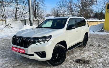 Toyota Land Cruiser Prado 150 рестайлинг 2, 2021 год, 6 800 000 рублей, 5 фотография