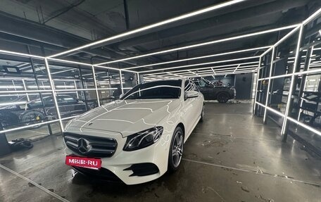 Mercedes-Benz E-Класс, 2018 год, 3 900 000 рублей, 3 фотография