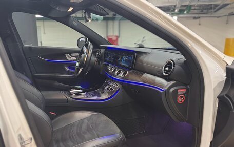 Mercedes-Benz E-Класс, 2018 год, 3 900 000 рублей, 18 фотография