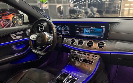 Mercedes-Benz E-Класс, 2018 год, 3 900 000 рублей, 38 фотография