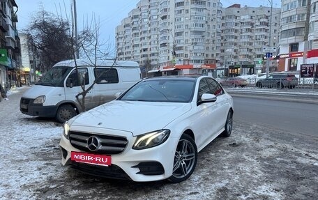 Mercedes-Benz E-Класс, 2018 год, 3 900 000 рублей, 40 фотография