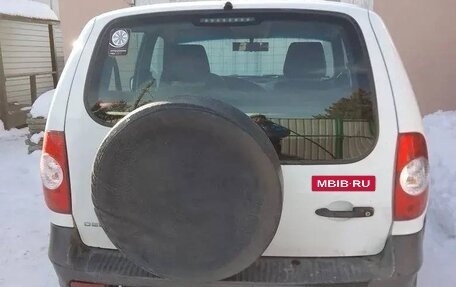 Chevrolet Niva I рестайлинг, 2018 год, 760 000 рублей, 9 фотография