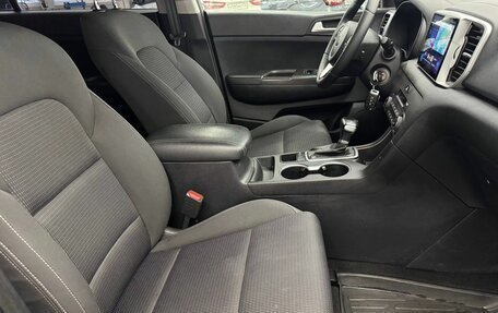 KIA Sportage IV рестайлинг, 2018 год, 2 100 000 рублей, 11 фотография