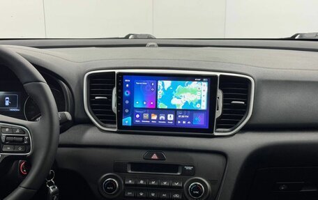 KIA Sportage IV рестайлинг, 2018 год, 2 100 000 рублей, 16 фотография