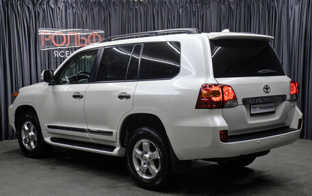 Toyota Land Cruiser 200, 2014 год, 3 398 000 рублей, 7 фотография