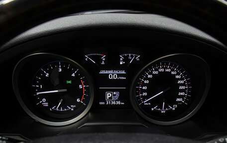 Toyota Land Cruiser 200, 2014 год, 3 398 000 рублей, 13 фотография