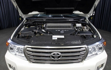 Toyota Land Cruiser 200, 2014 год, 3 398 000 рублей, 9 фотография