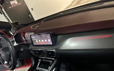 Geely Coolray I, 2022 год, 1 700 000 рублей, 5 фотография