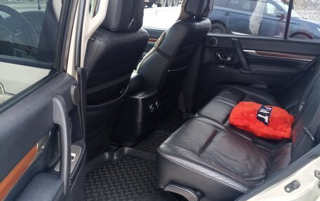 Mitsubishi Pajero IV, 2007 год, 1 200 050 рублей, 12 фотография