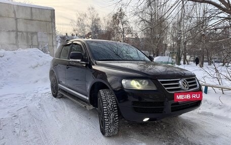 Volkswagen Touareg III, 2005 год, 870 000 рублей, 2 фотография
