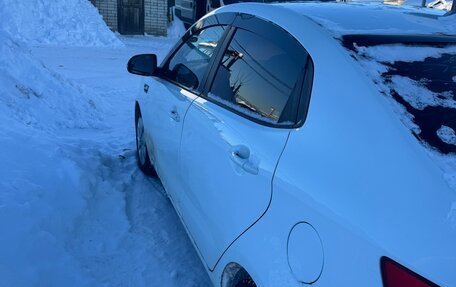 KIA Rio III рестайлинг, 2013 год, 550 000 рублей, 4 фотография