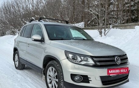 Volkswagen Tiguan I, 2012 год, 1 350 000 рублей, 2 фотография