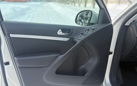 Volkswagen Tiguan I, 2012 год, 1 350 000 рублей, 16 фотография