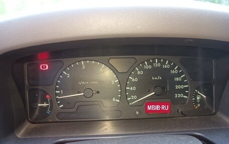 Land Rover Discovery III, 1999 год, 550 000 рублей, 14 фотография