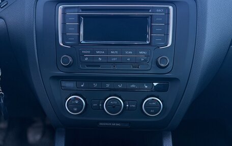 Volkswagen Jetta VI, 2014 год, 1 110 000 рублей, 20 фотография