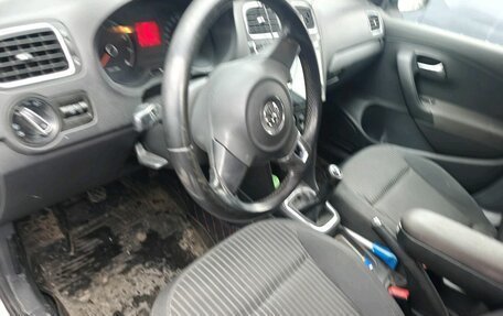 Volkswagen Polo VI (EU Market), 2011 год, 549 000 рублей, 4 фотография