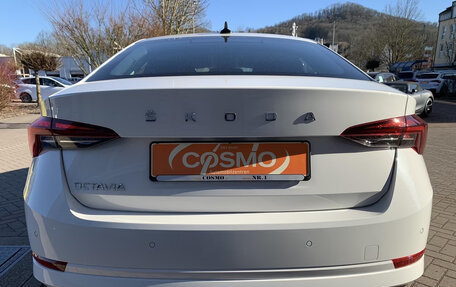 Skoda Octavia IV, 2023 год, 2 250 000 рублей, 13 фотография