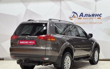 Mitsubishi Pajero Sport II рестайлинг, 2012 год, 1 850 000 рублей, 3 фотография