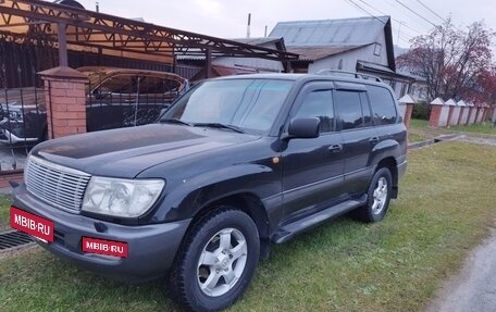 Toyota Land Cruiser 100 рестайлинг 2, 2005 год, 2 000 000 рублей, 2 фотография